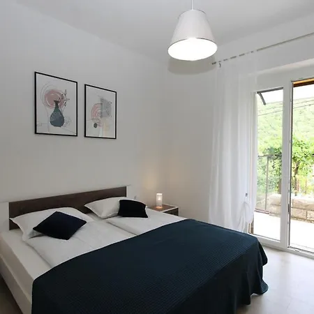 L Apartment Rasa Exterior photo