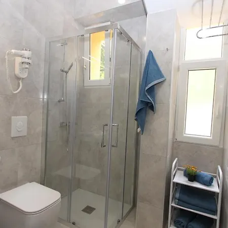 L Apartment Rasa Exterior photo
